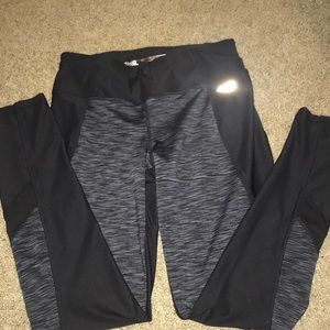 Athletic material leggings